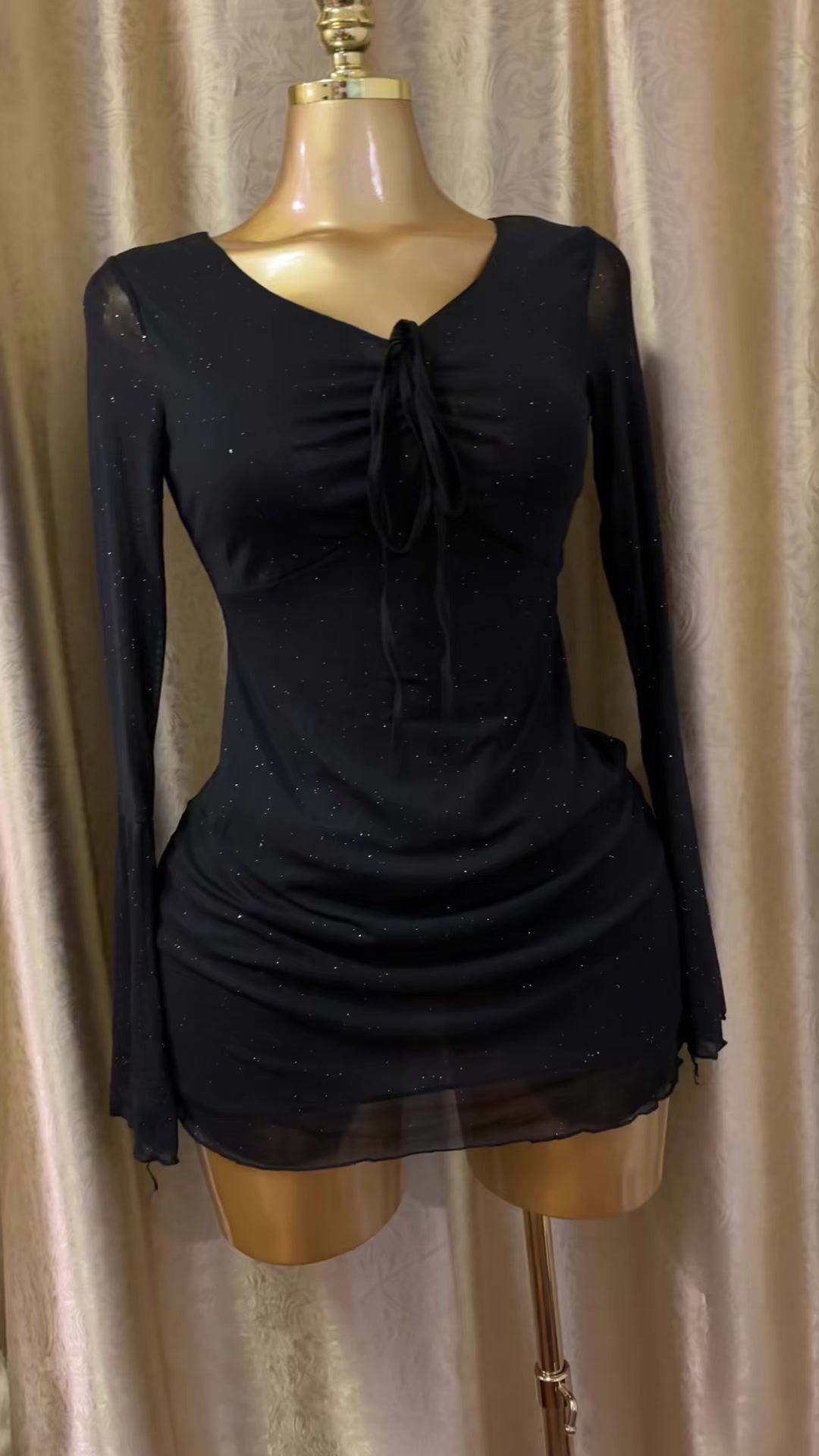 @Tess’s Sophistique Wears 🛍️