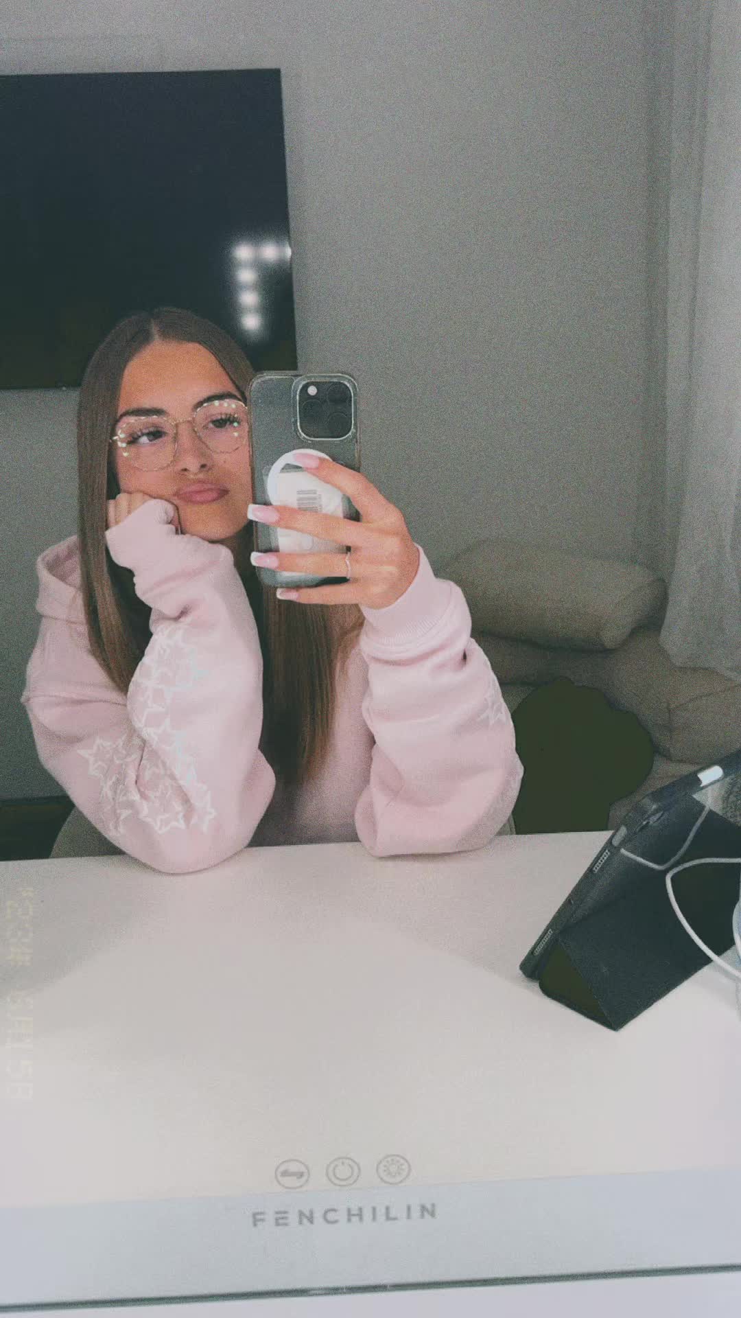 @𝐋𝐢𝐚𝐧𝐚