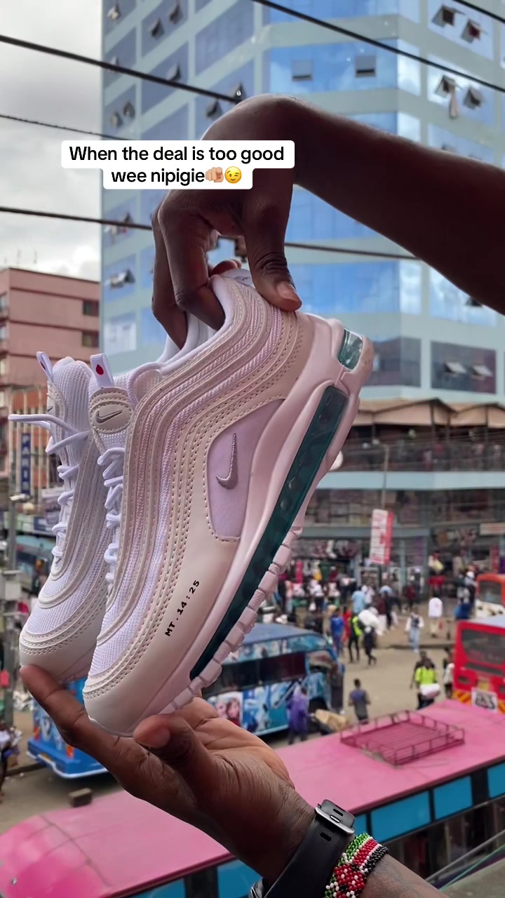 @adadikicks