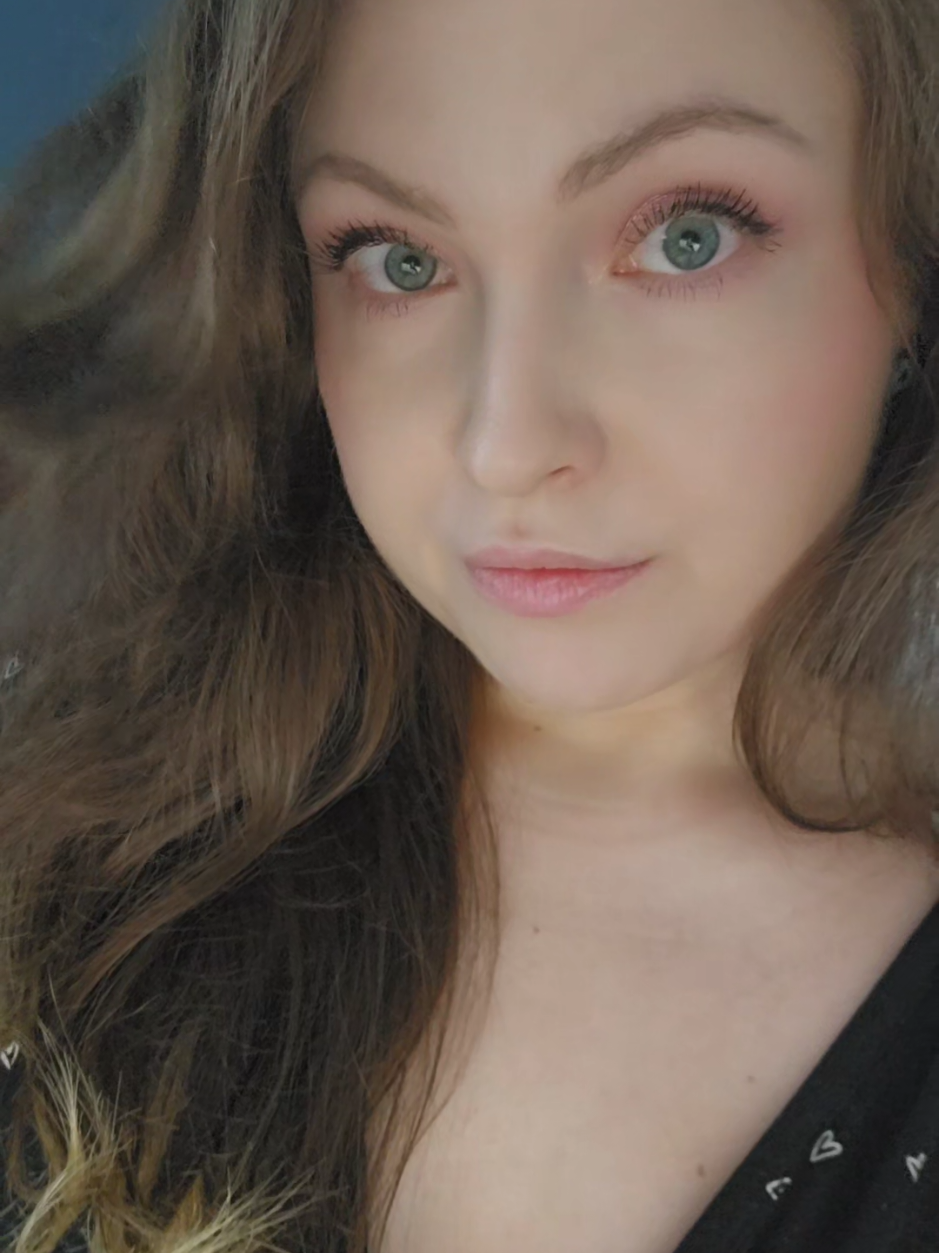 @Monika Mikoo💋