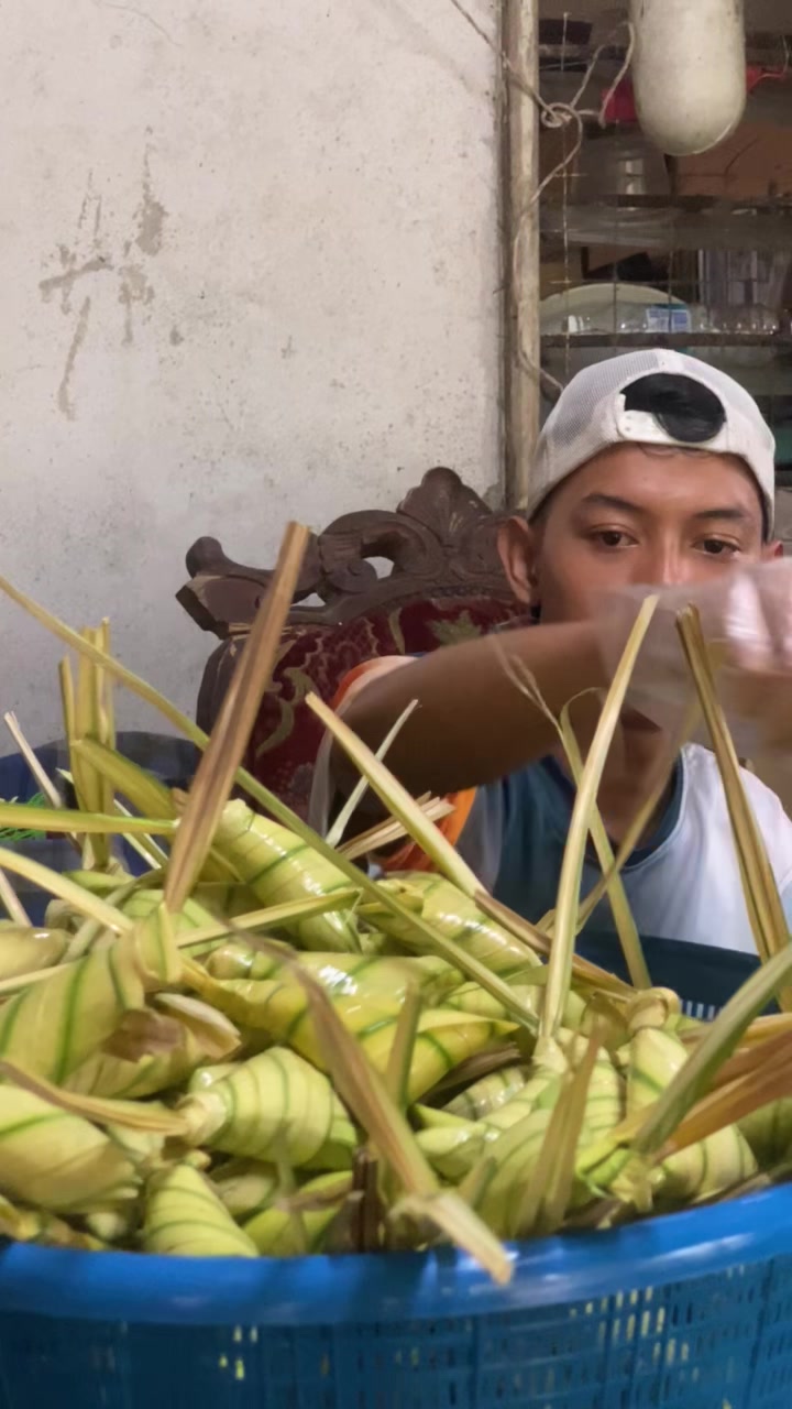 @KETUPAT PALAS UCU