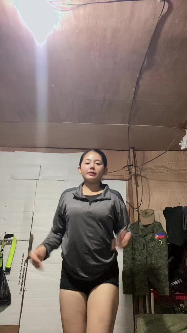 @khriz