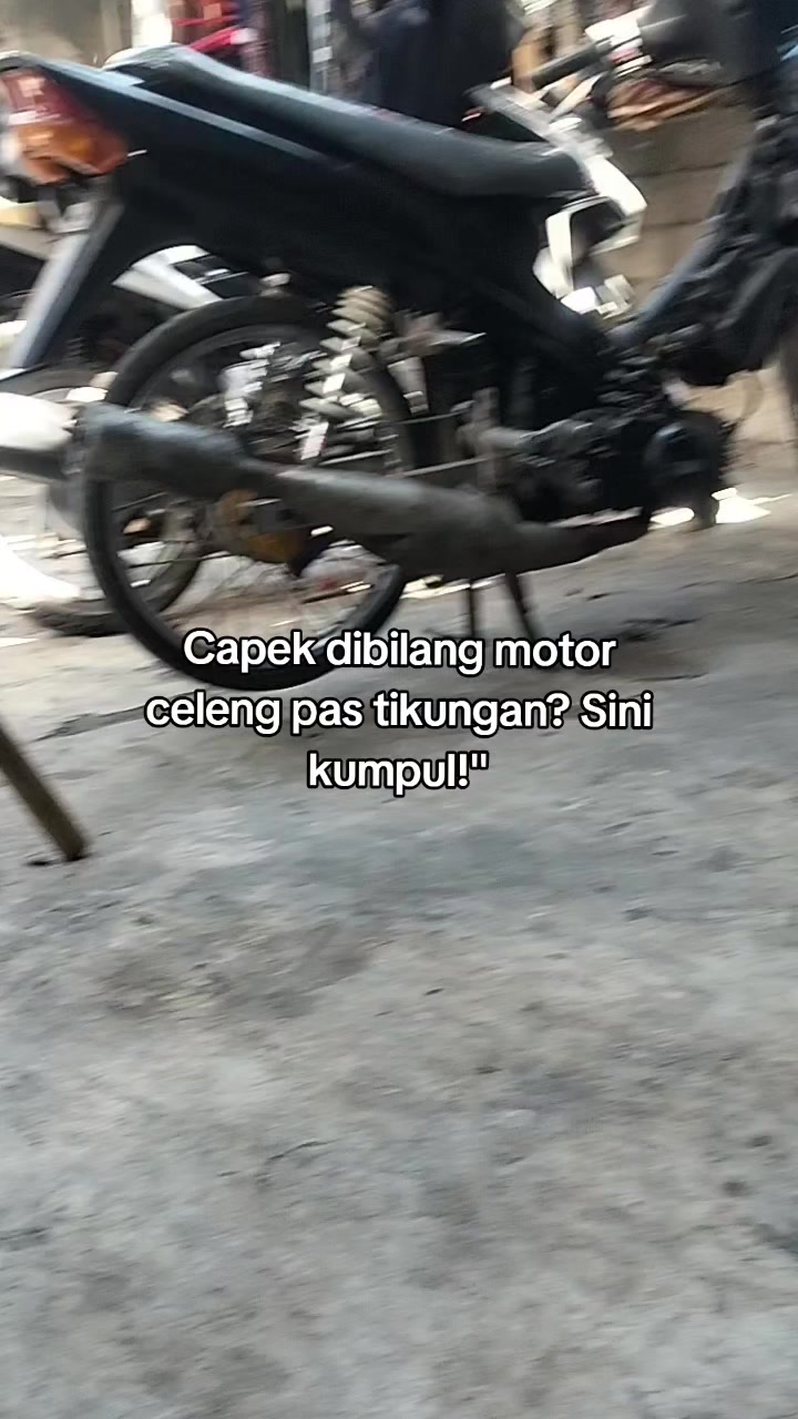 @Ayuu