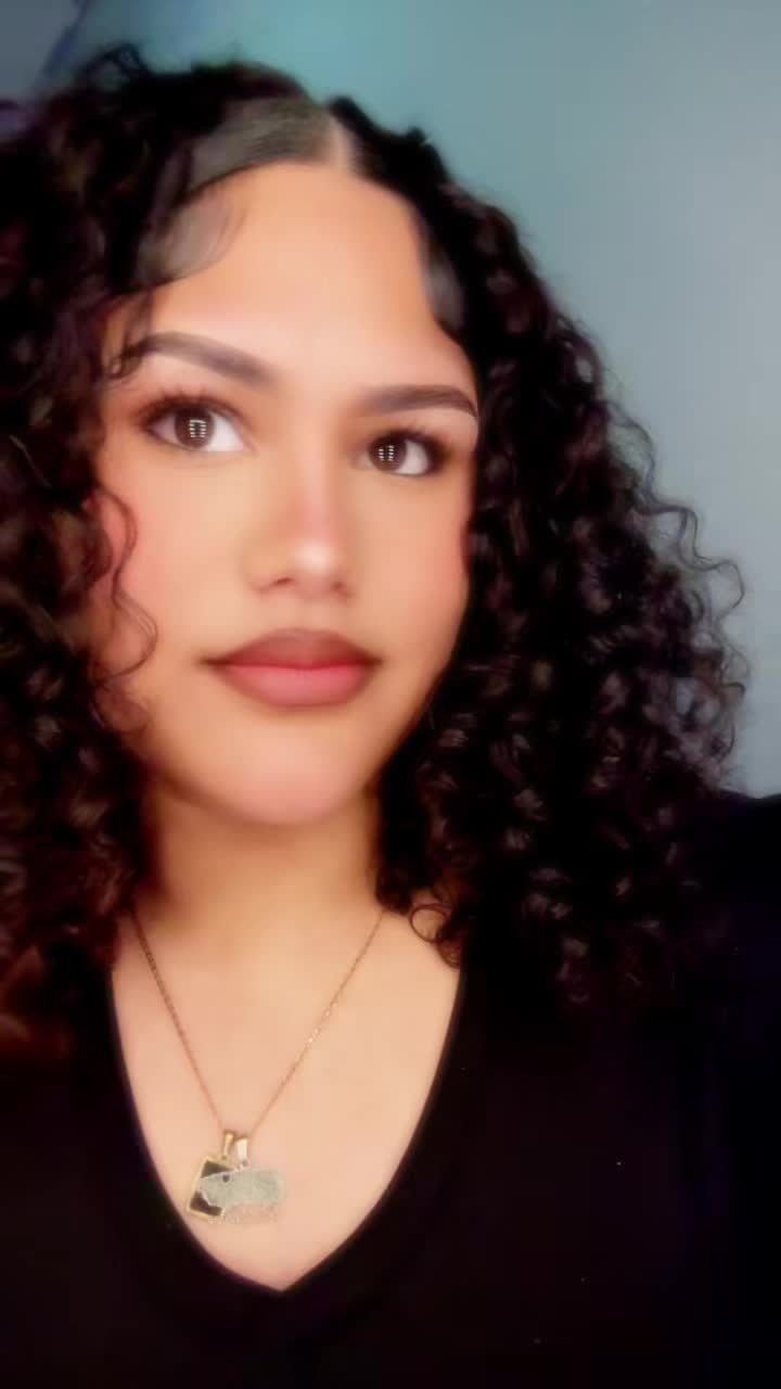 @curlyhead.Jada