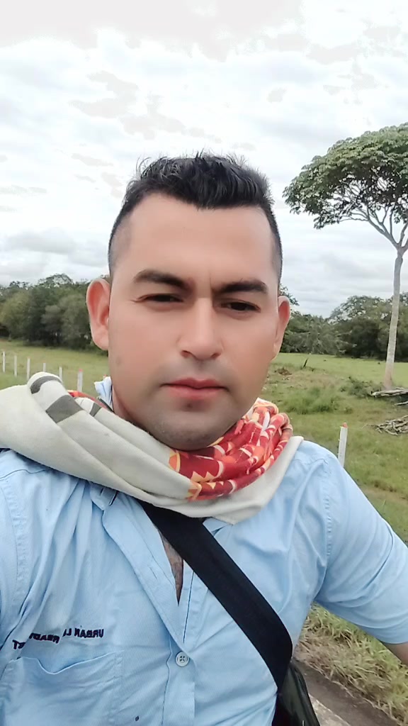 @Andres Godoy