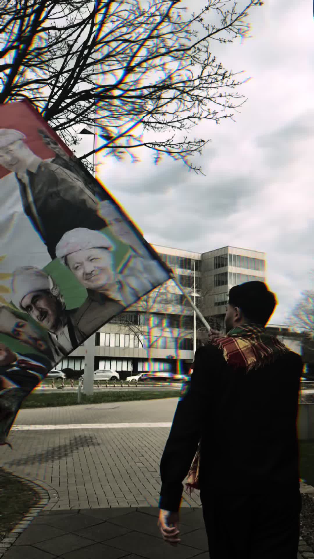 @𝐻𝒶𝓂𝓊𝒹𝒾 ✹
