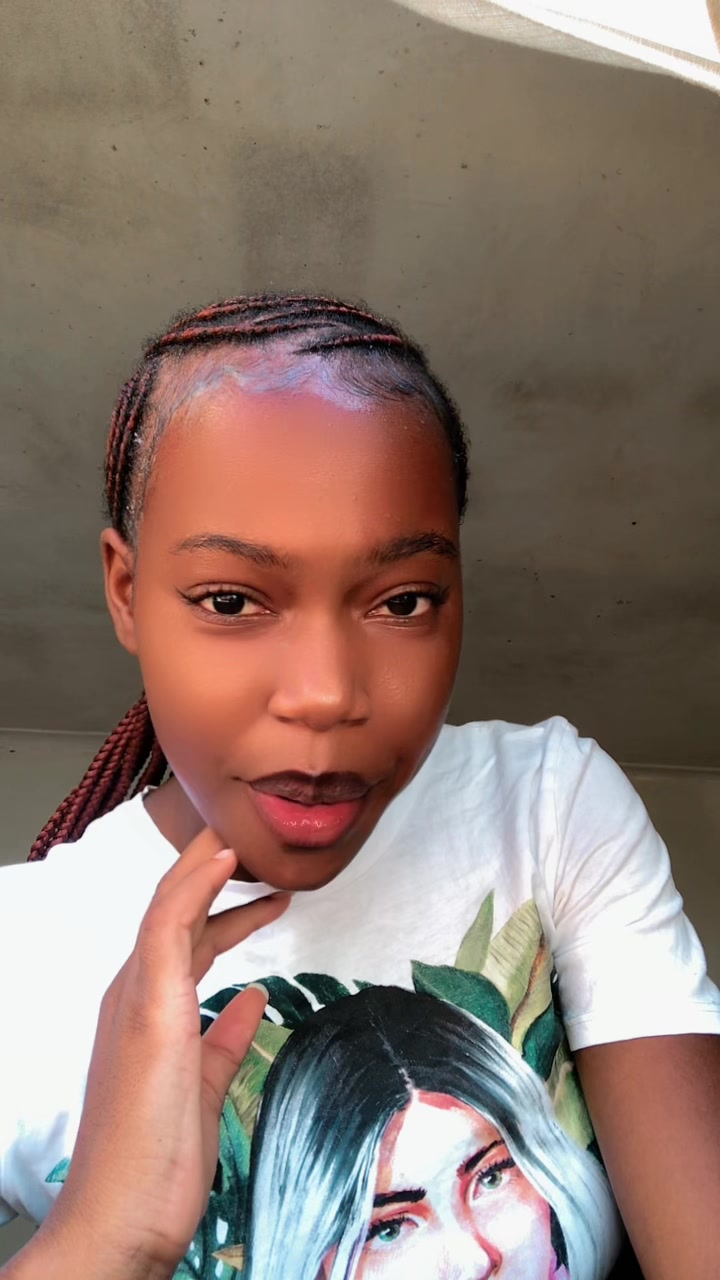 @Celine 🇿🇼🇿🇦