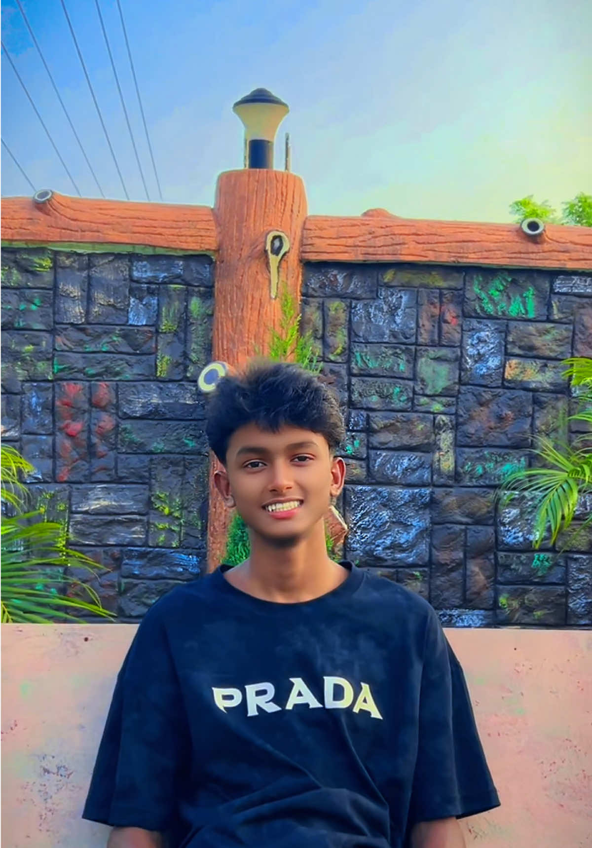 @MADHESI__XAURA