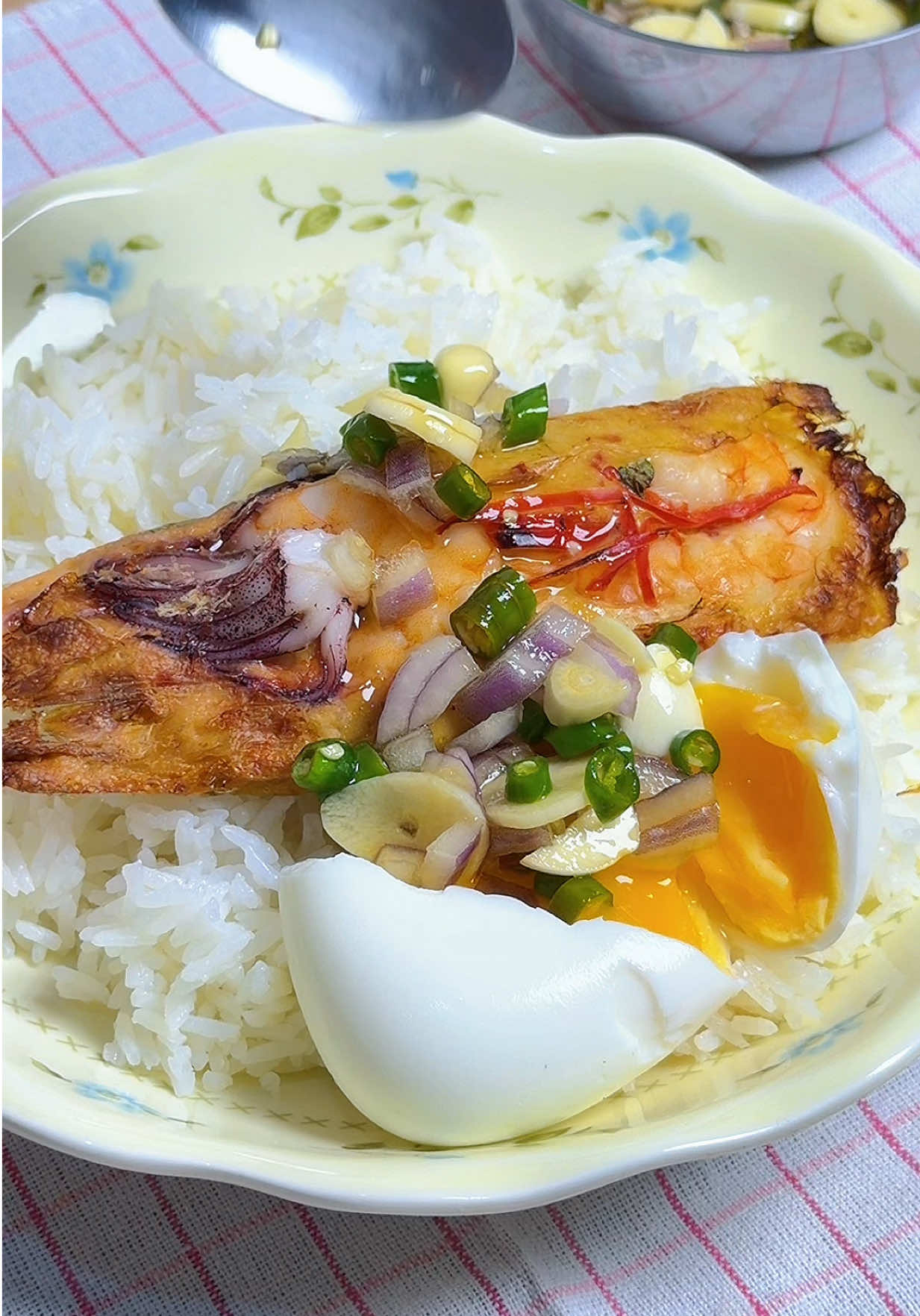 @กิ่งทำอาหารให้แฟน👩🏻🍳🍱