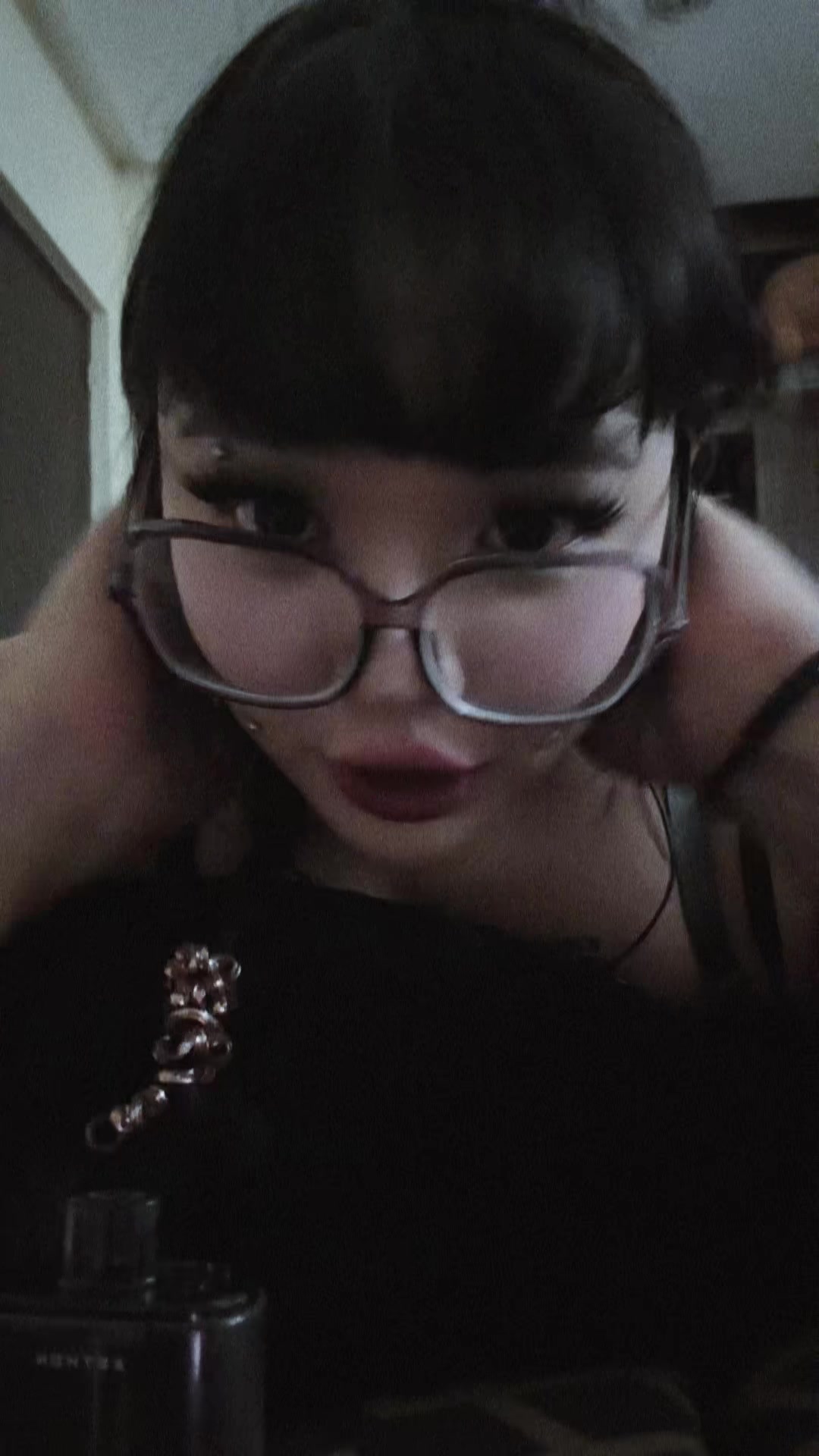 @𝙘𝙝𝙡𝙤𝙚 𝙠𝙚𝙣𝙙𝙞 🖤🇻🇳