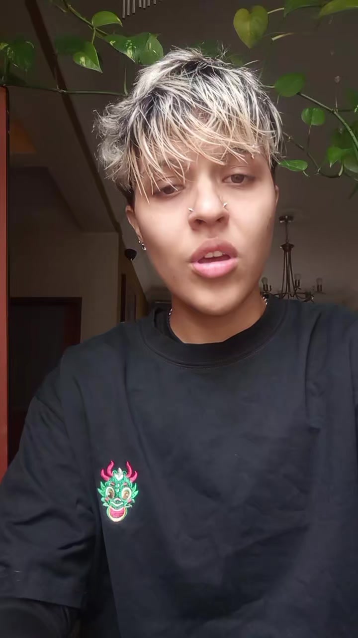 @Clarita_29
