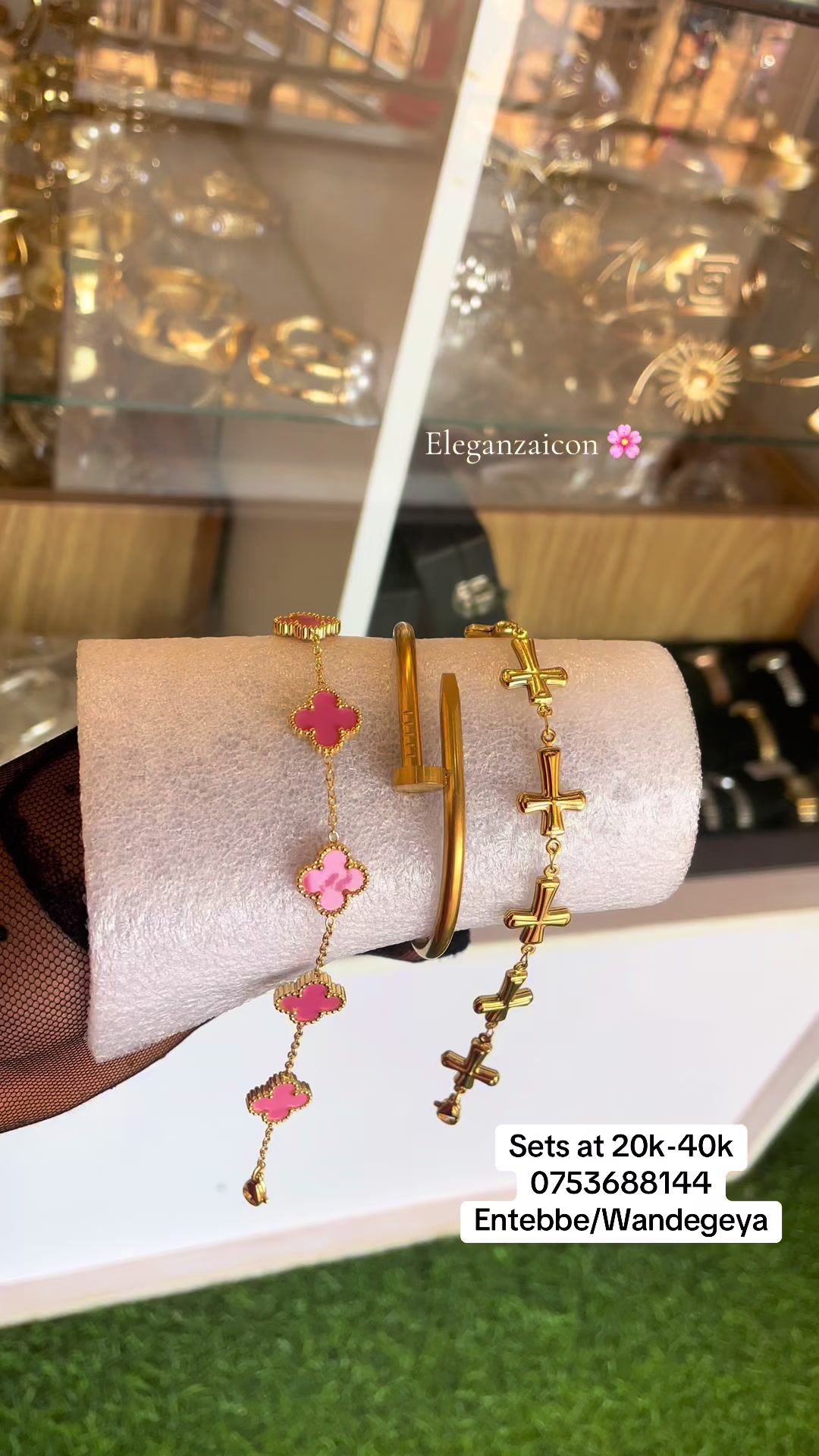 @ELEGANZAicon-jewelry/bag/heels