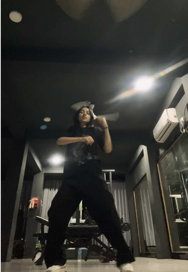 @Sizzlingdiariesss