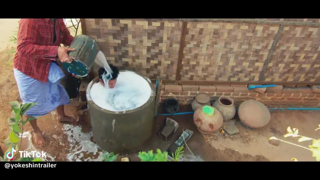 @စာရိတ္တ ၂ ရုပ်ရှင် ဇာတ်ကားကြီး