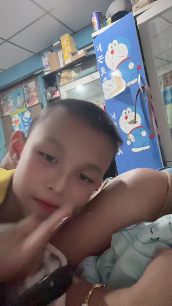 @พนิดา นันทเขต