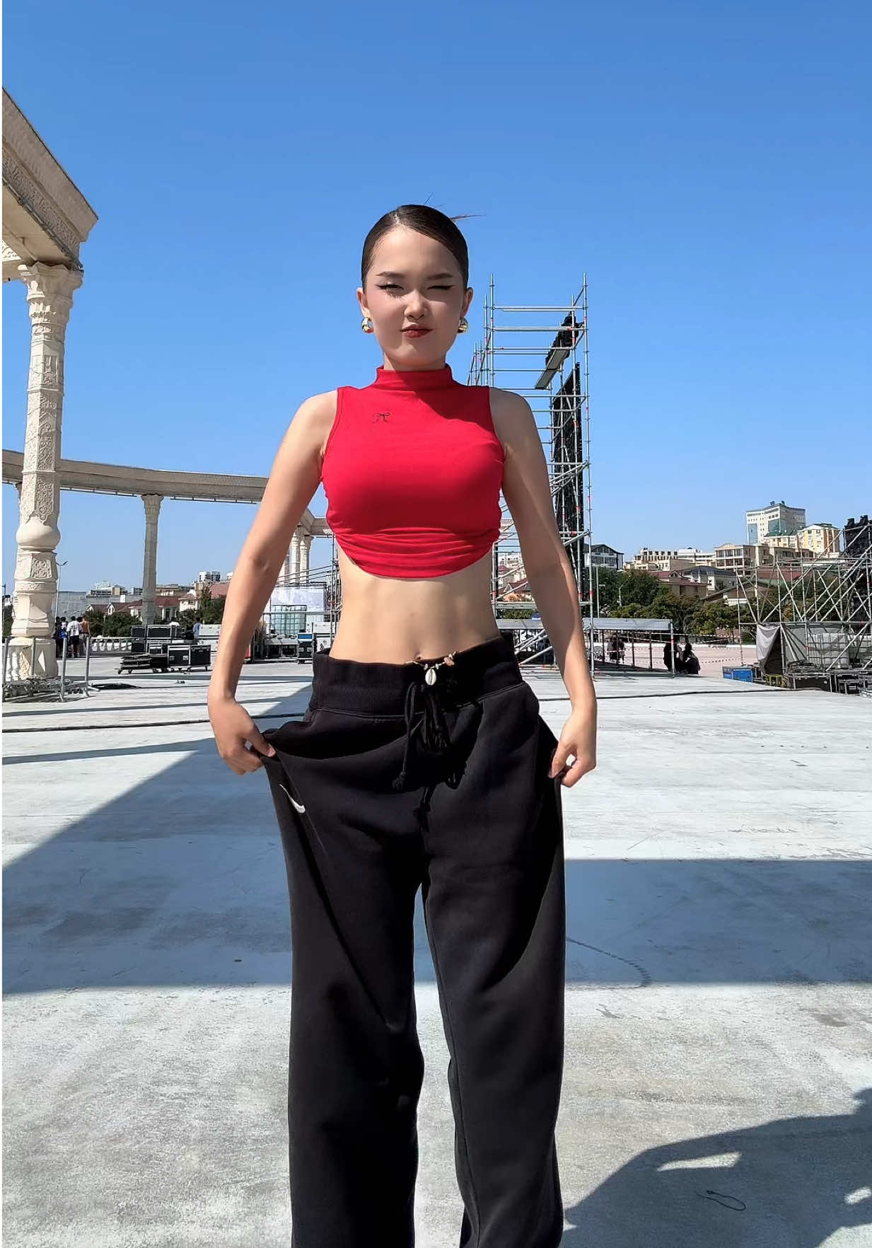 @amonie