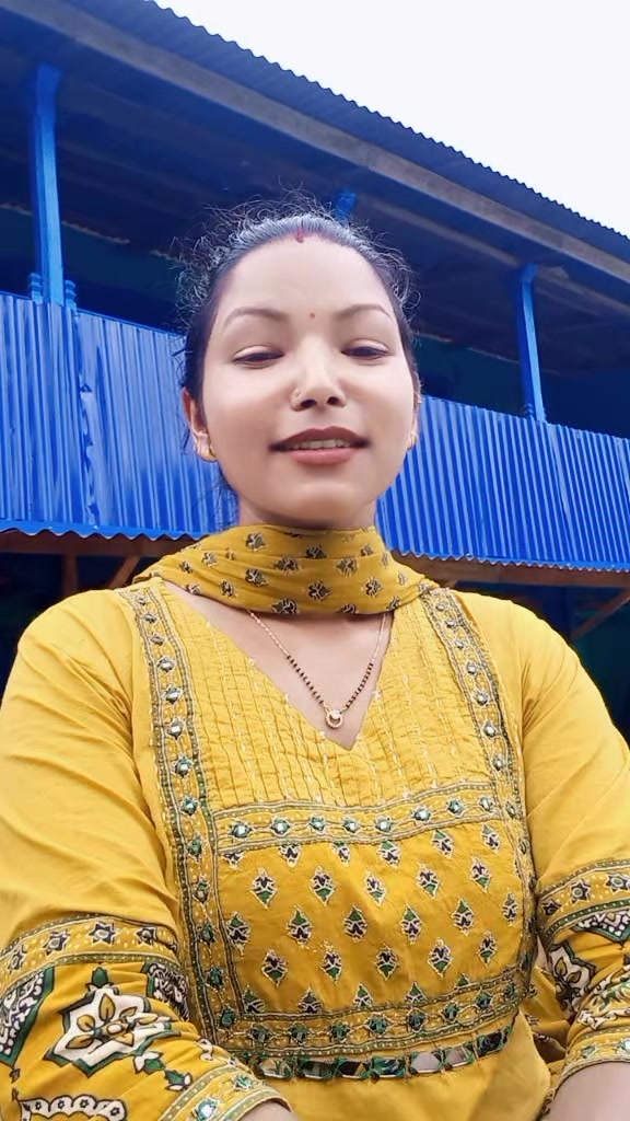 @Durga Gc KhadkaЁЯШШЁЯеА
