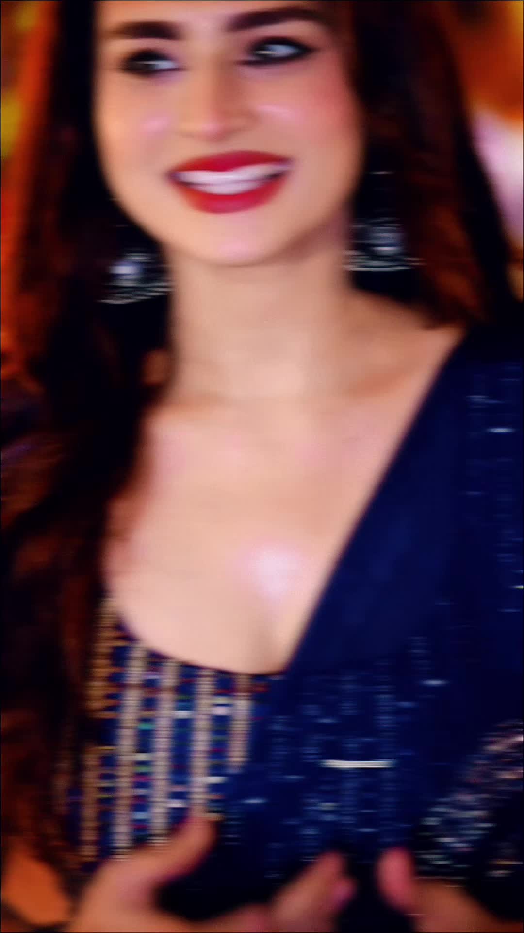 @ActressGlamSpot