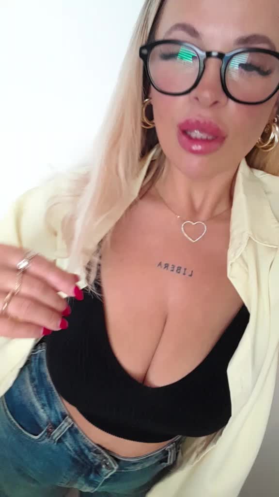 @Angela Auriemma