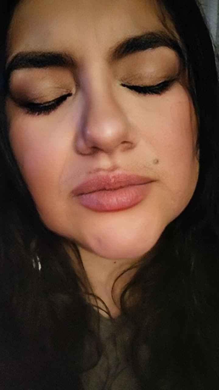 @Aniesperanza