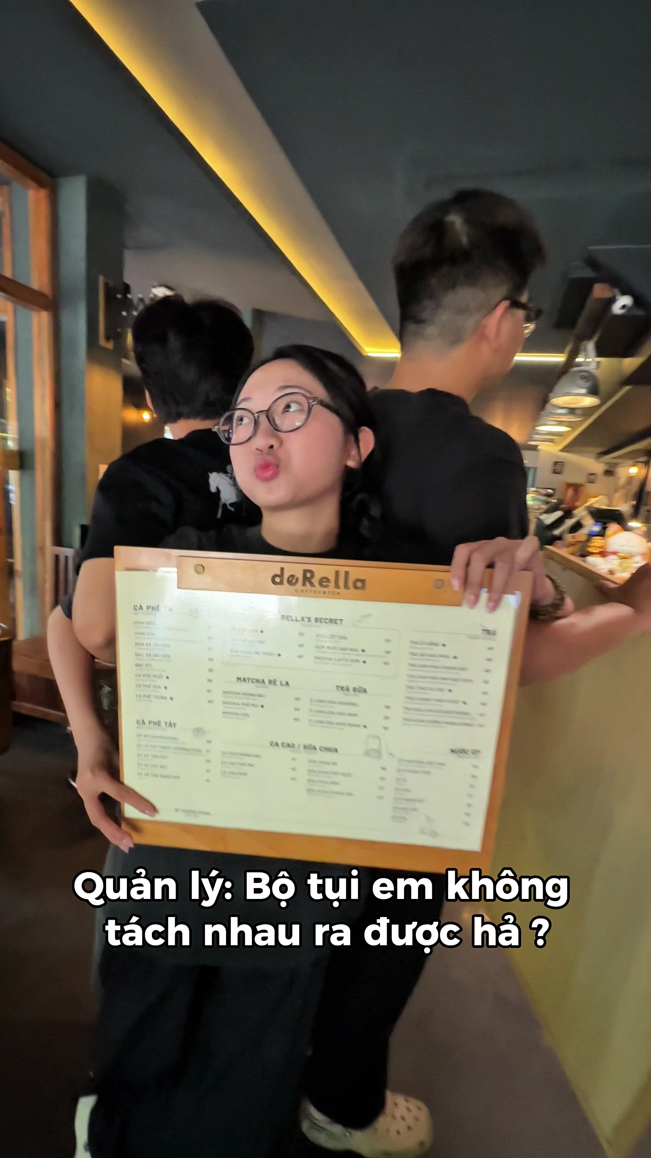 @DE RELLA HUẾ