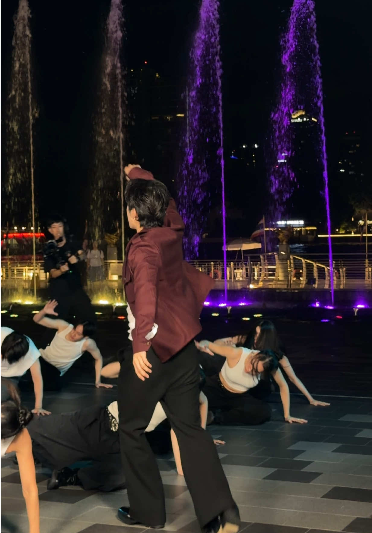 @ICONIC.ICONSIAM