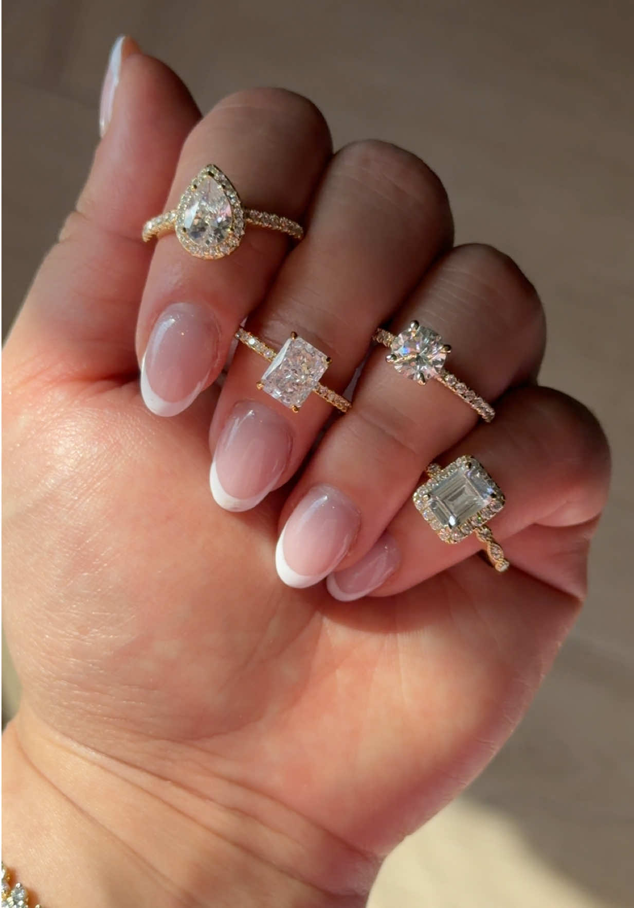 @JewelleryLuxe