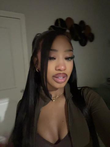@Adaezeeeee