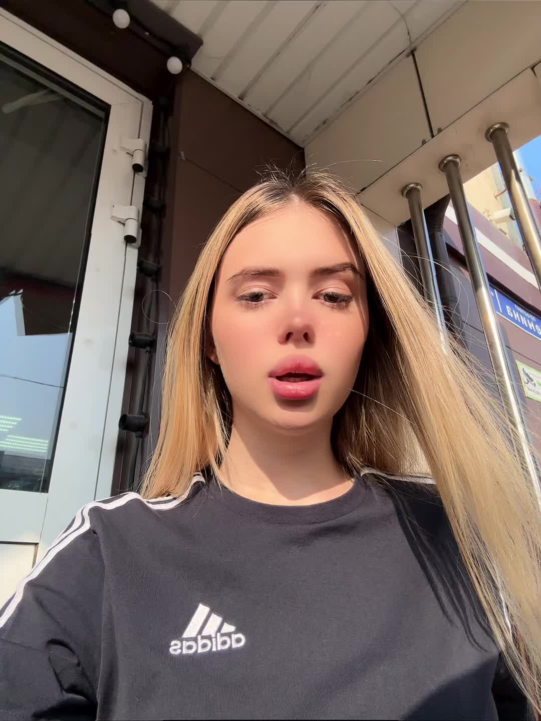 @Тюша