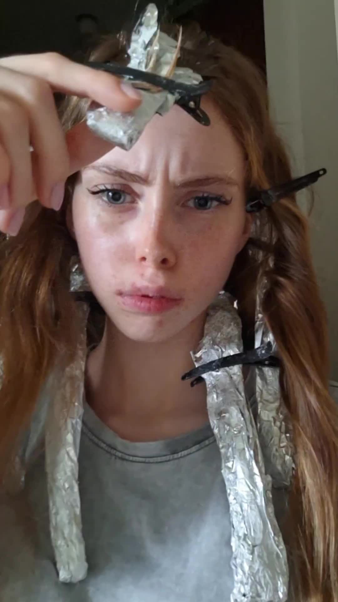 @🤍🦢🌷Mi .&deg;&bull; 李乐瑶