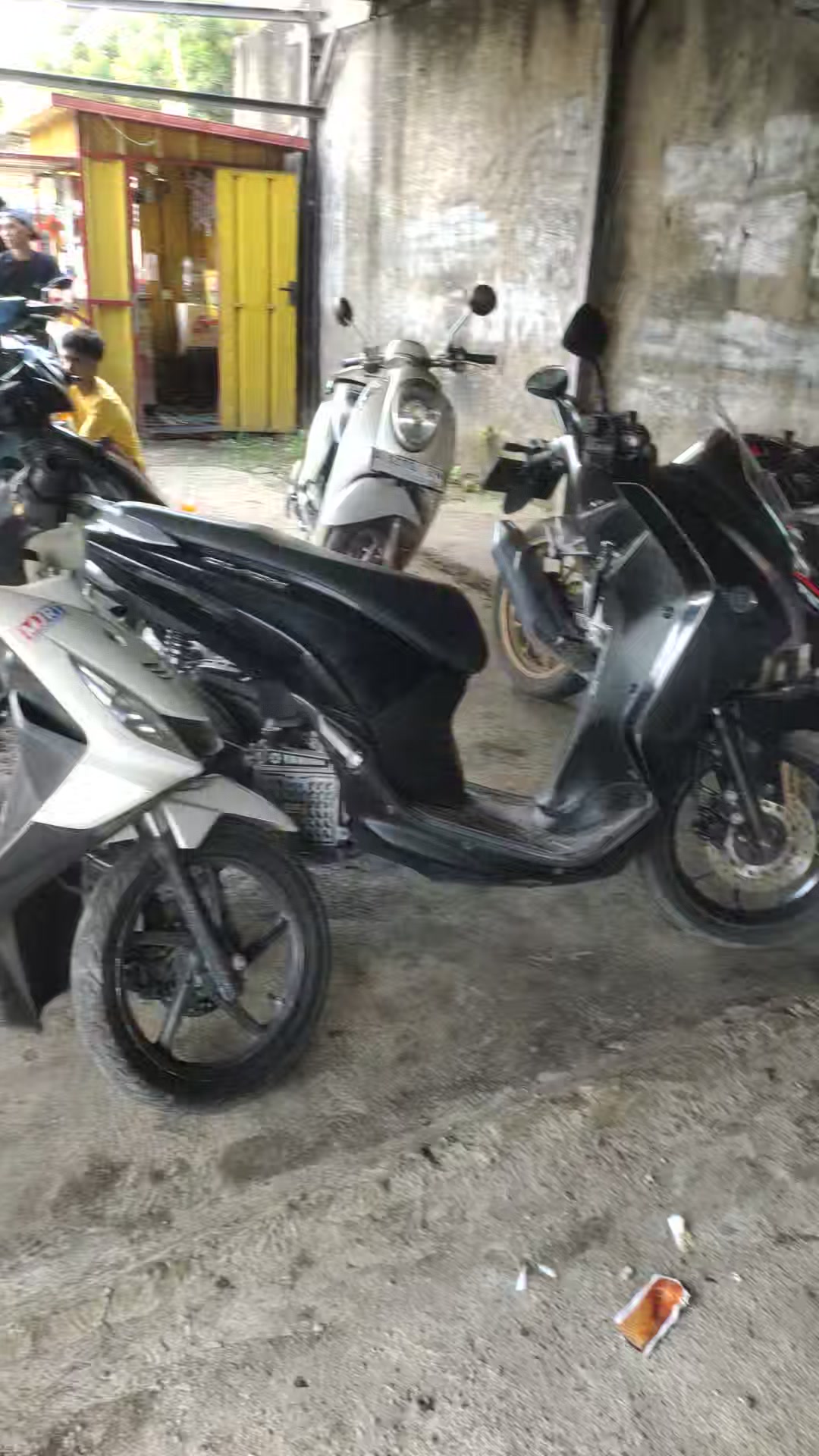 @Zoya motor racing team