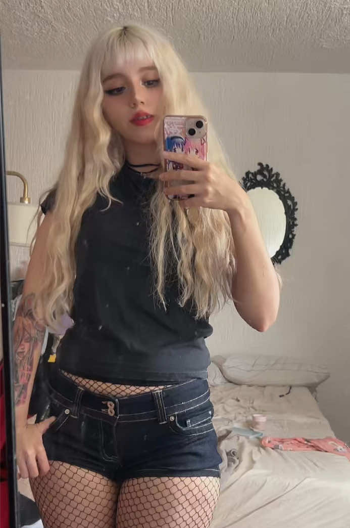 @IG: @elsiebunnie