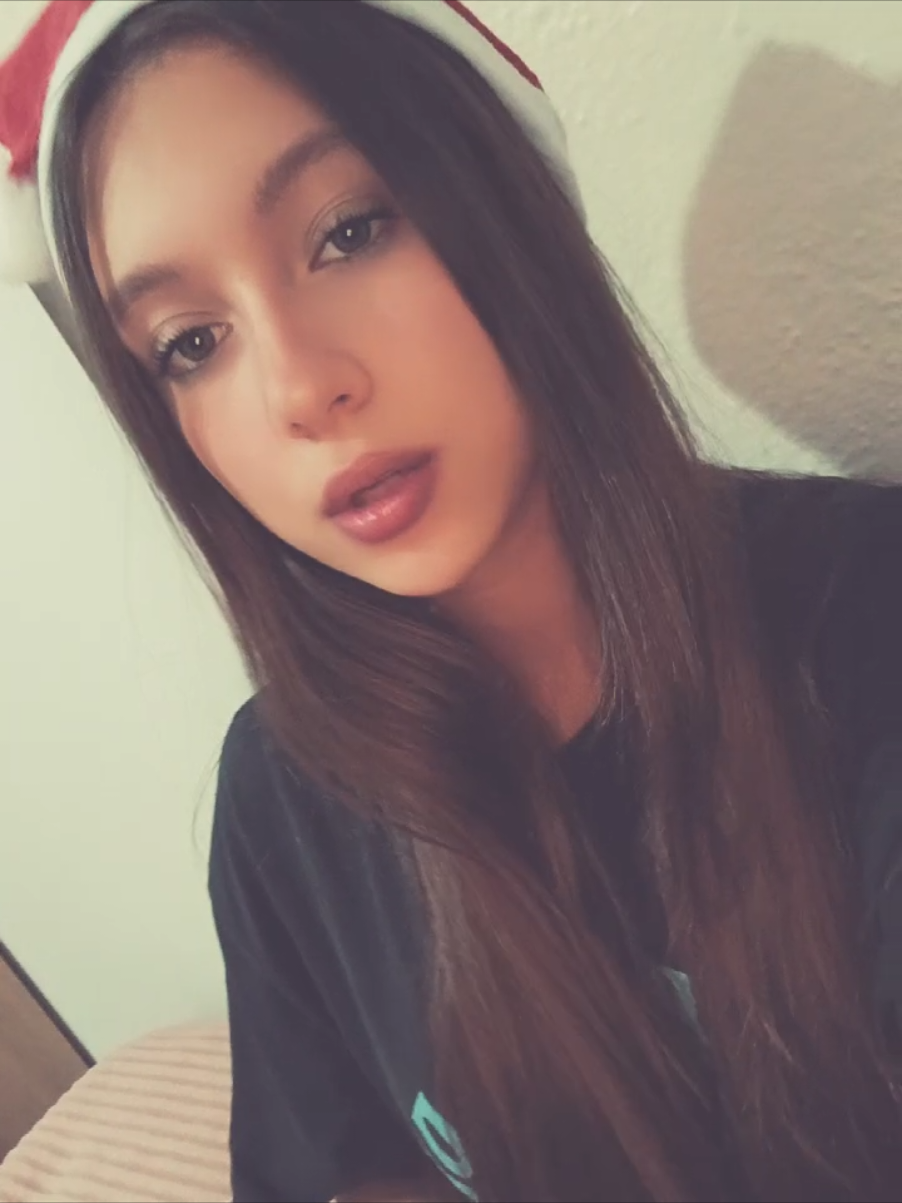 @Zeynepp