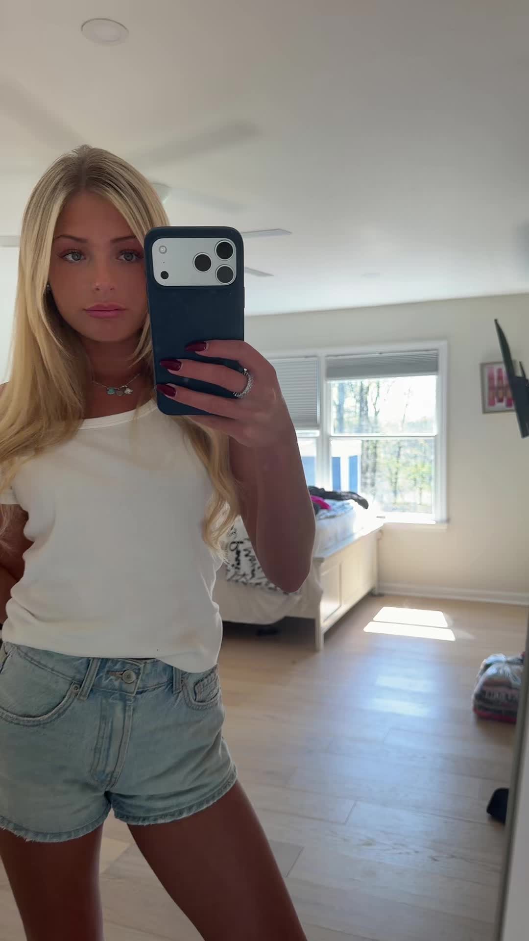 @blondeangelbarbie