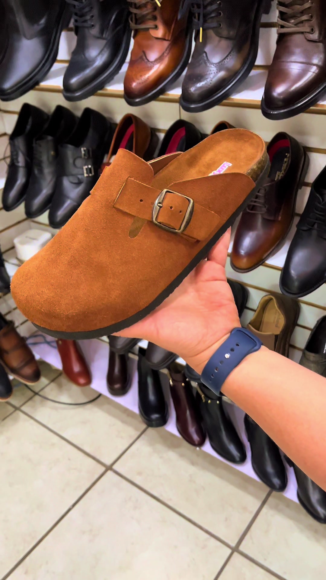 @Luxy Zapaterias