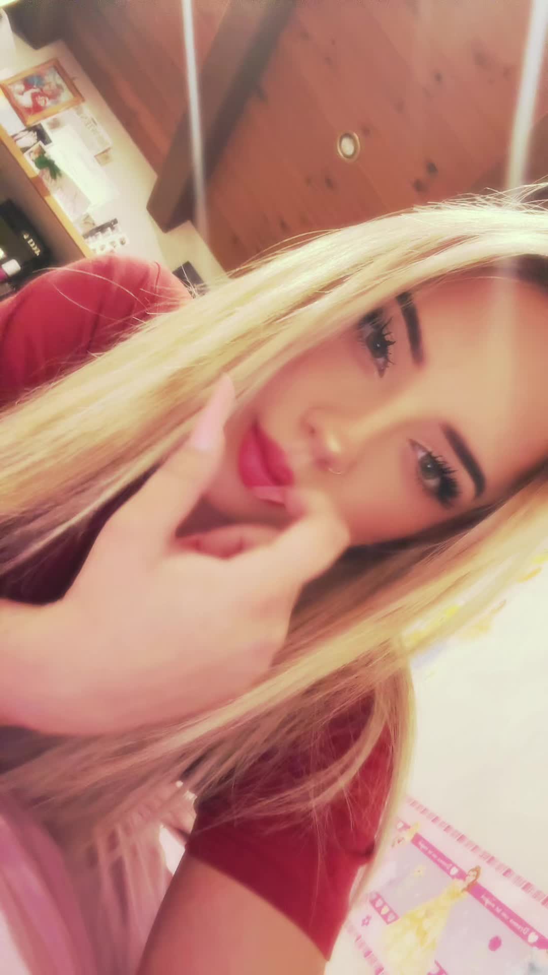 @auroramengoni
