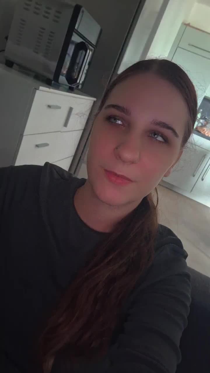 @𝑽🖤