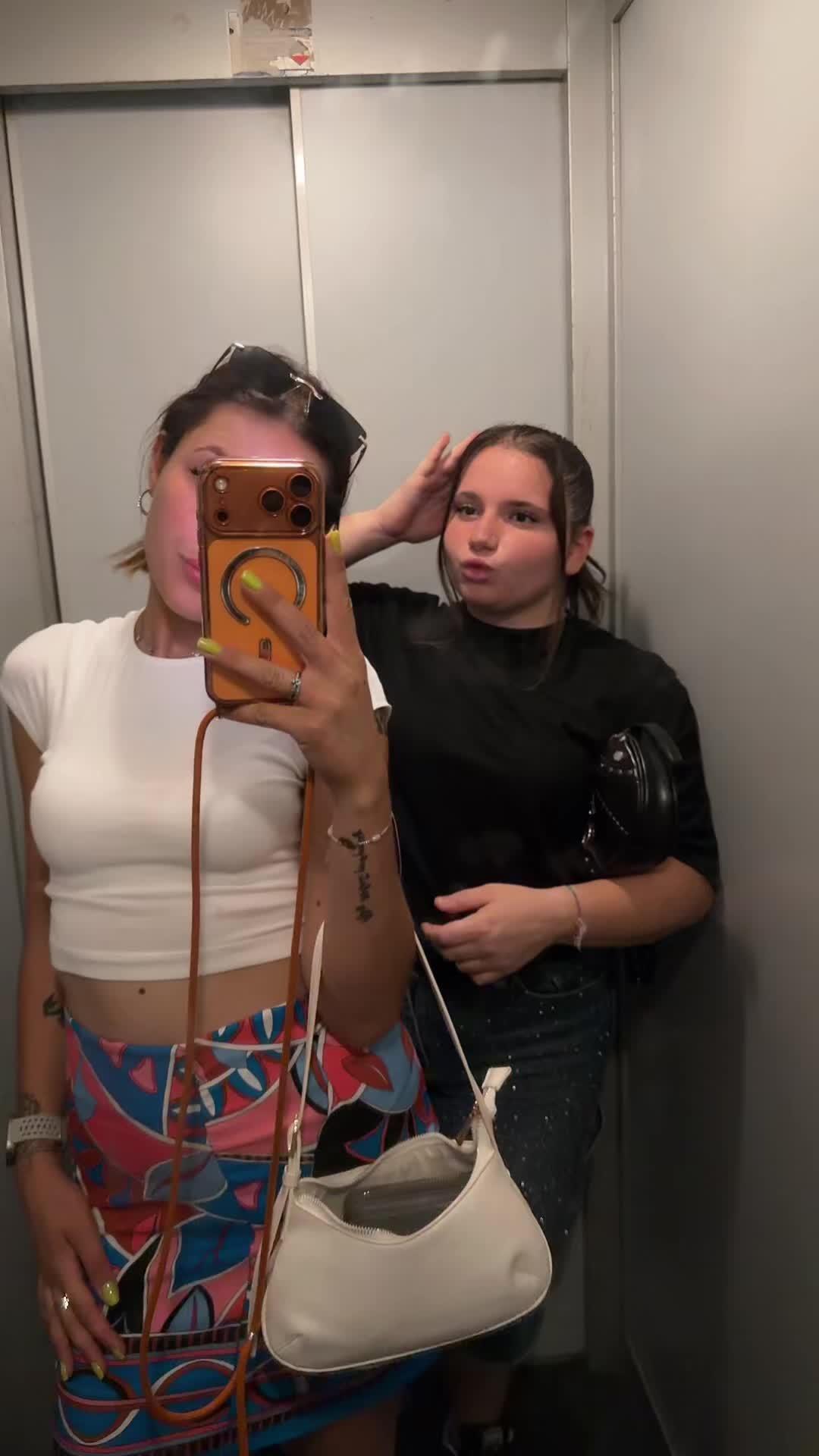 @Veronica⚖️