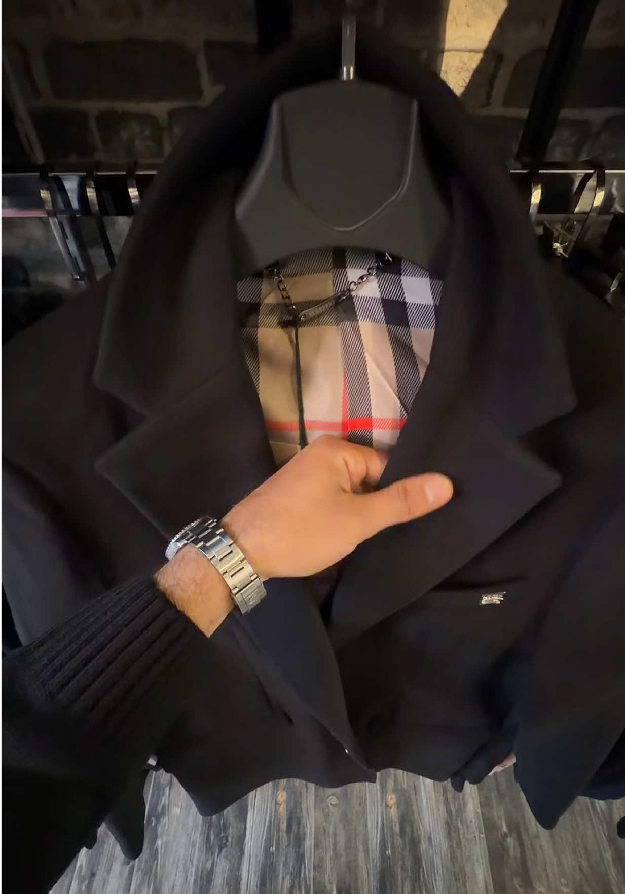@𝐁𝐥𝐚𝐜𝐤 𝐇𝐚𝐋𝐋