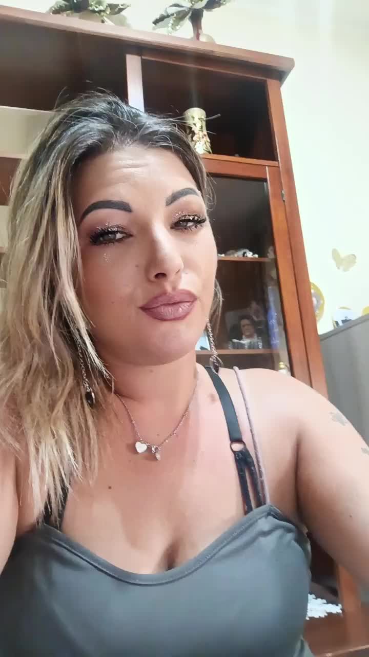 @mitica sorridente