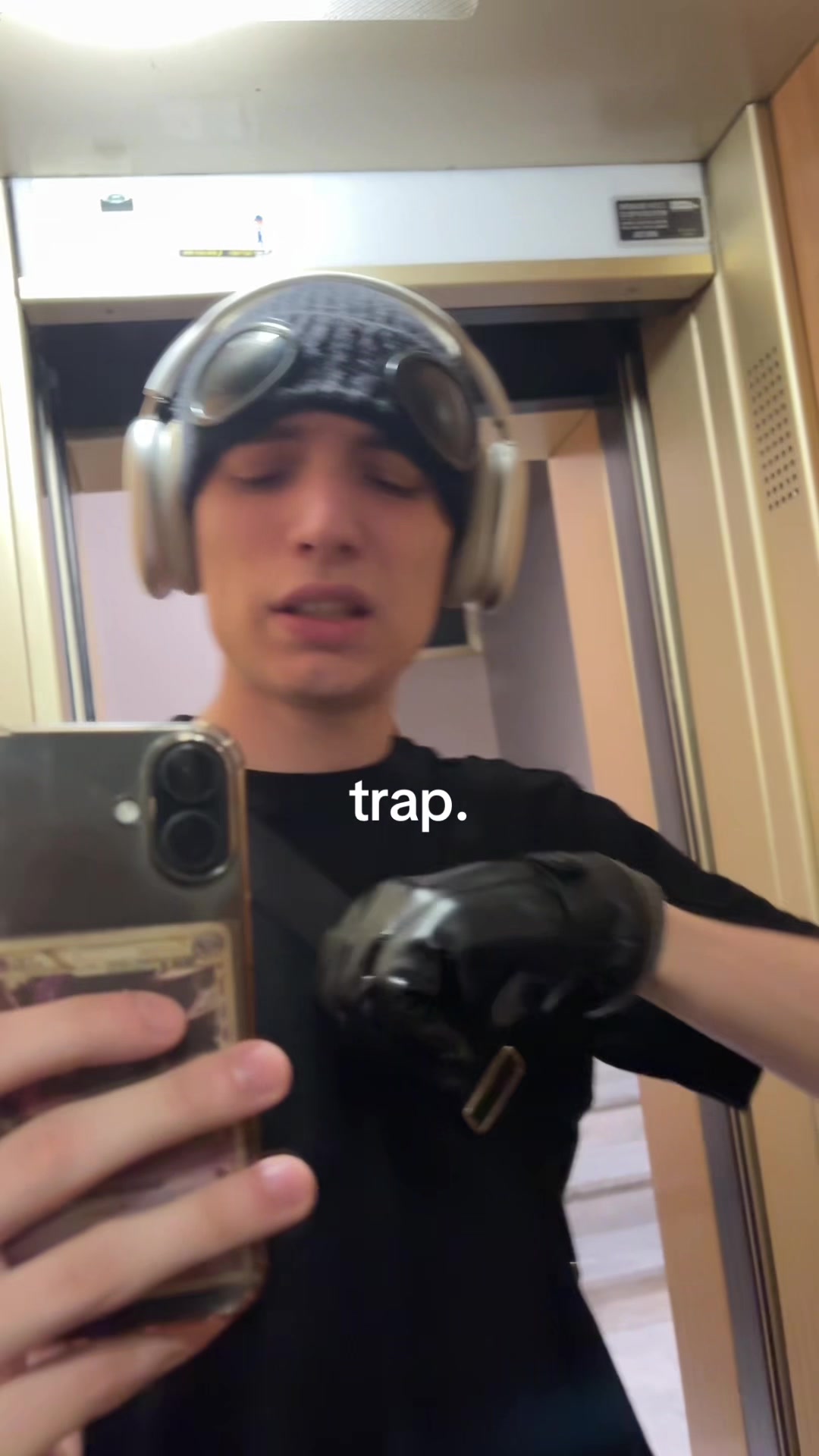 @Reskyu