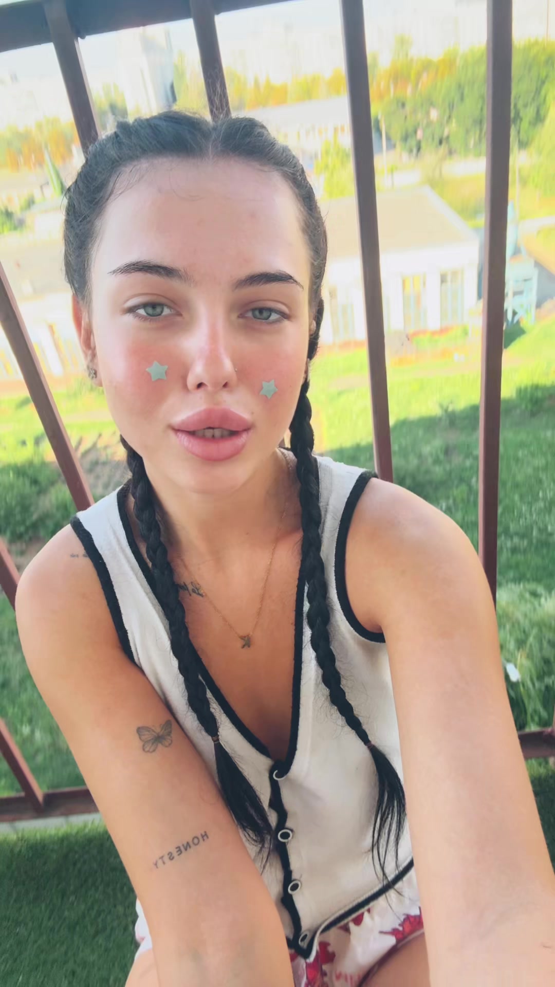 @K