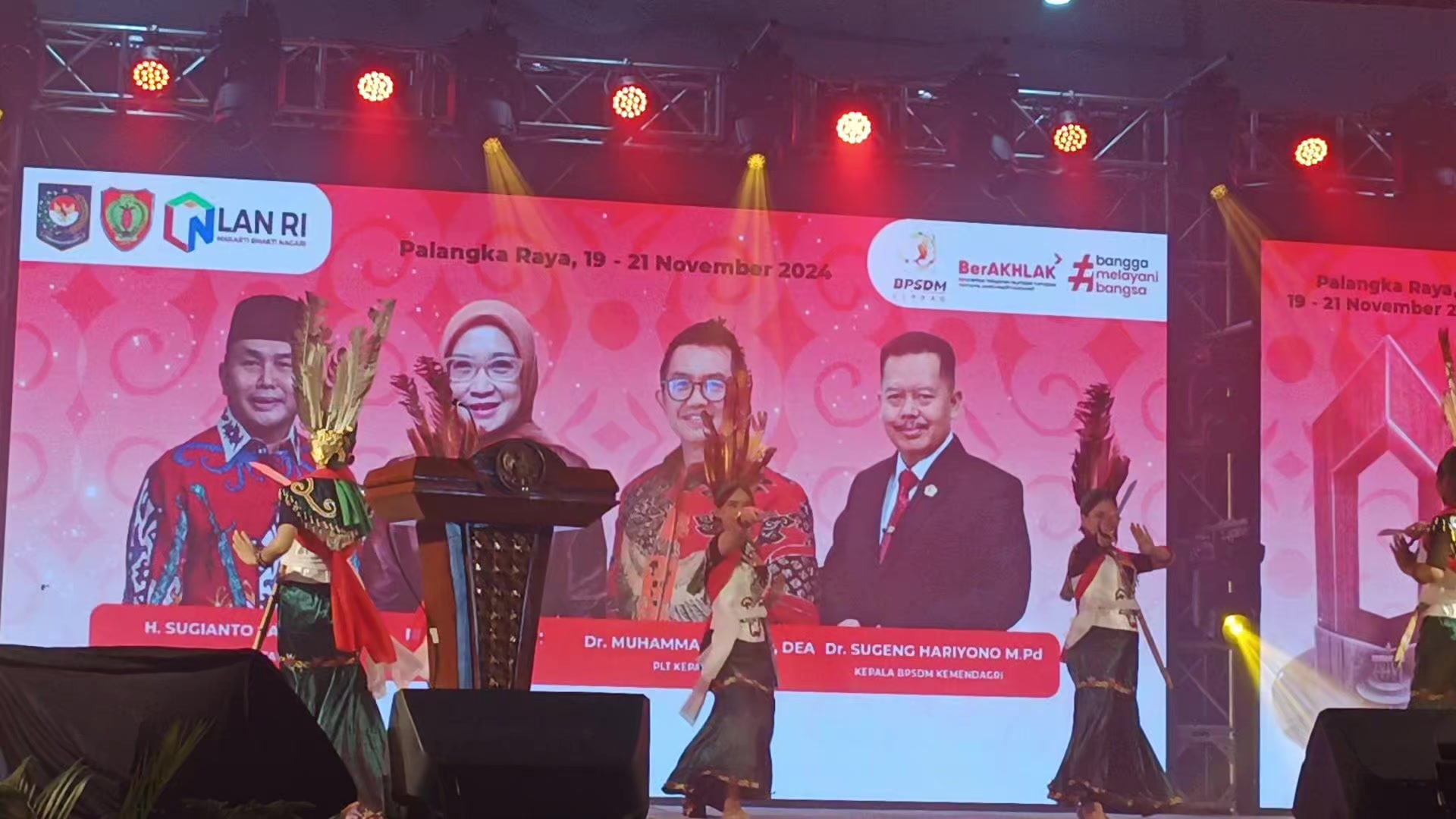 @Wim Benung