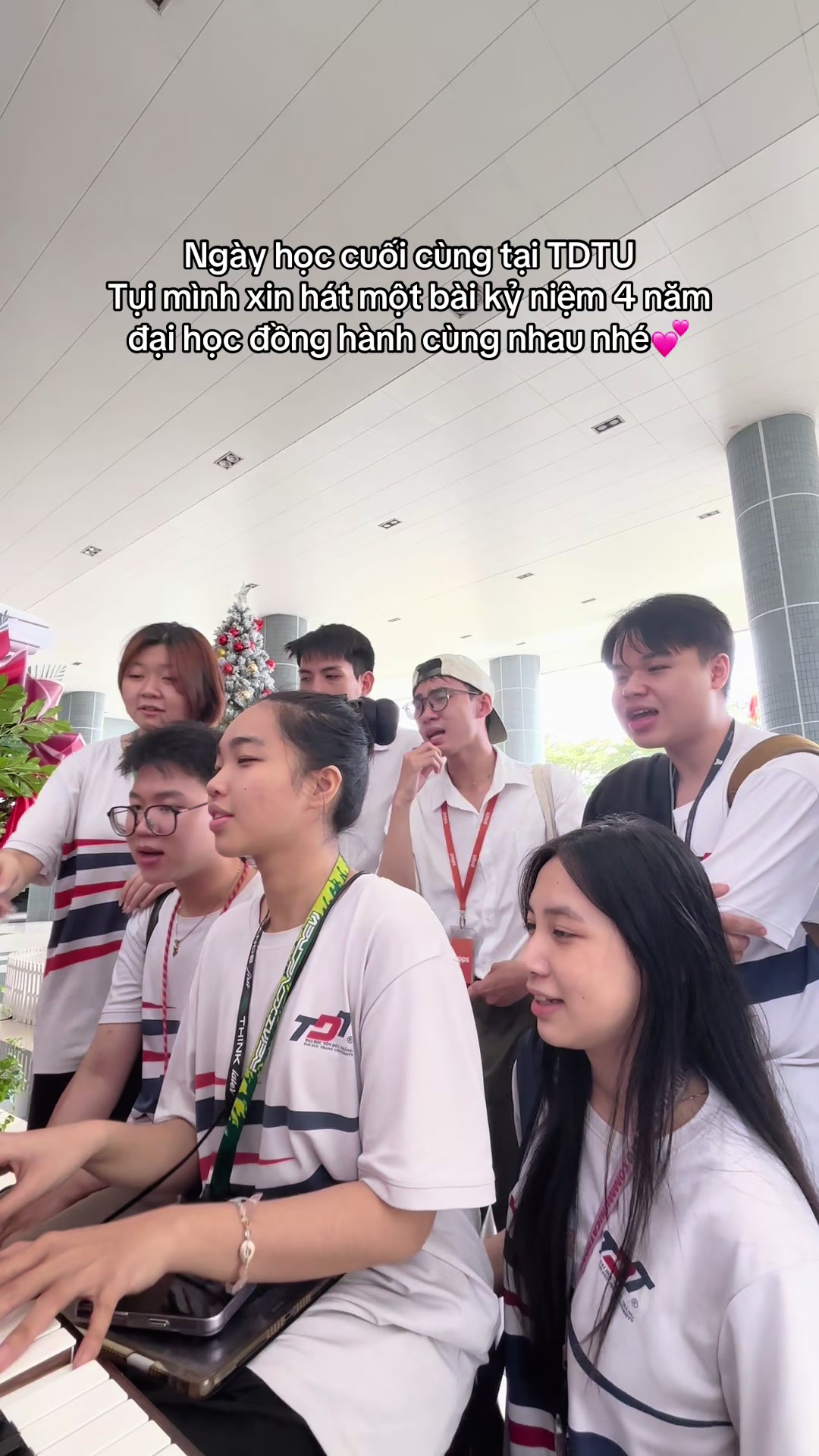 @Khủng long cau có