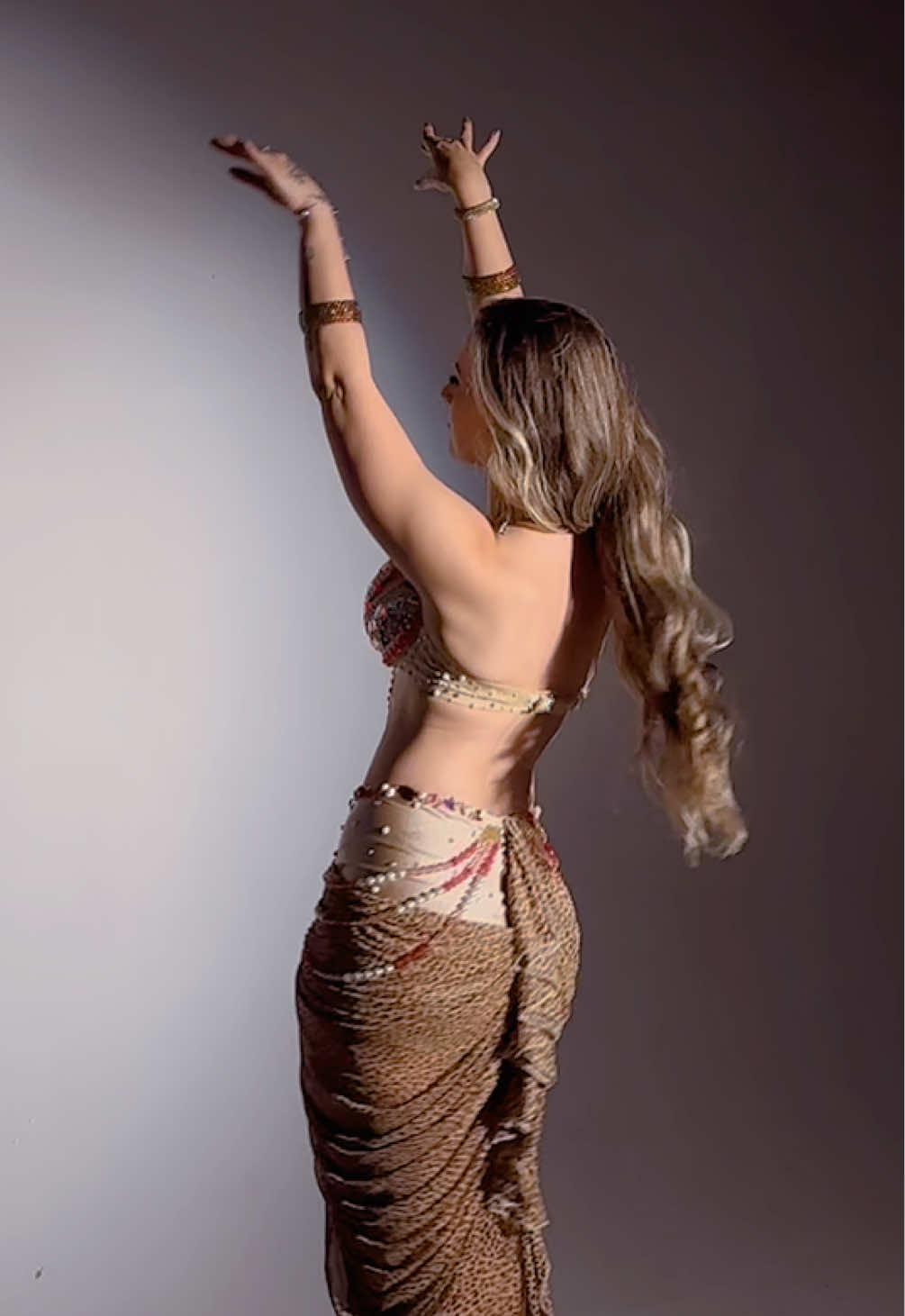 @Priscilla Nouf Bellydancer