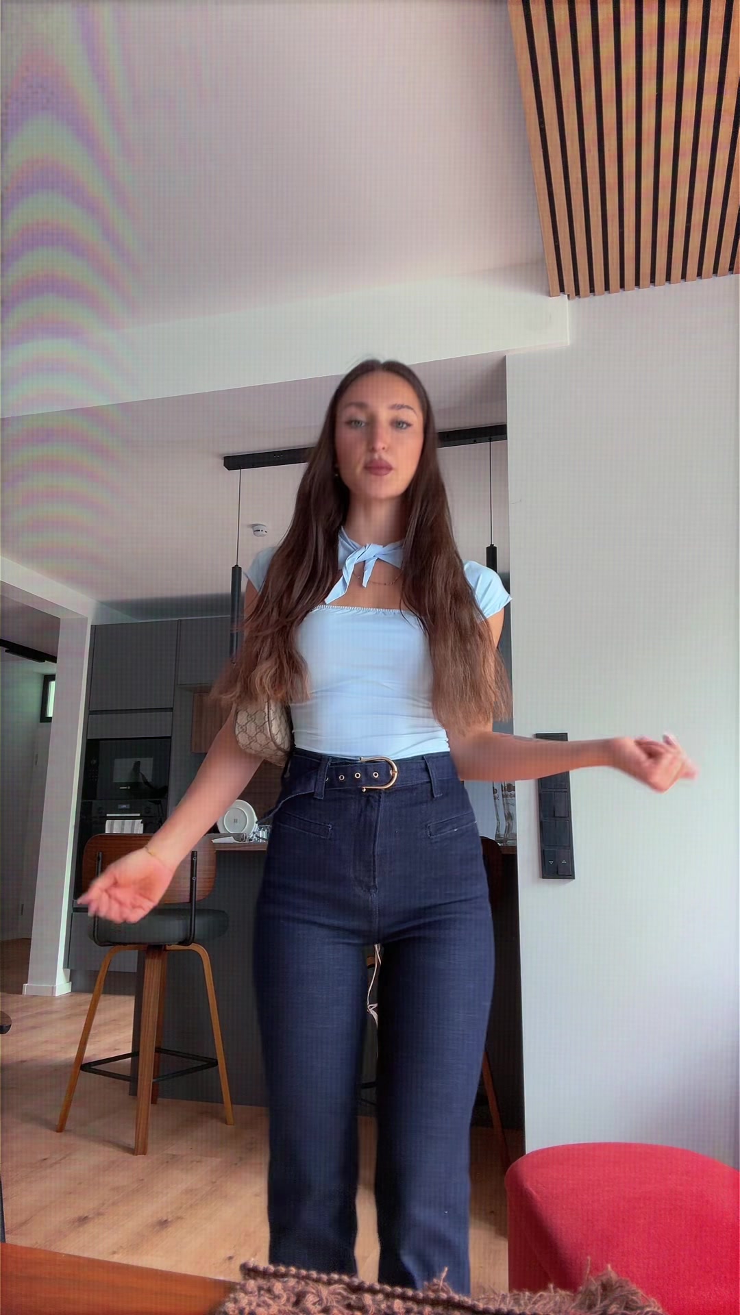 @Ana