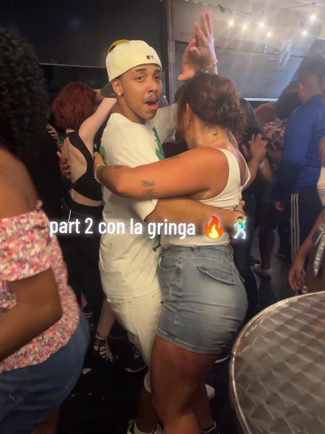 @️A D O N 1 S 🕺☃️