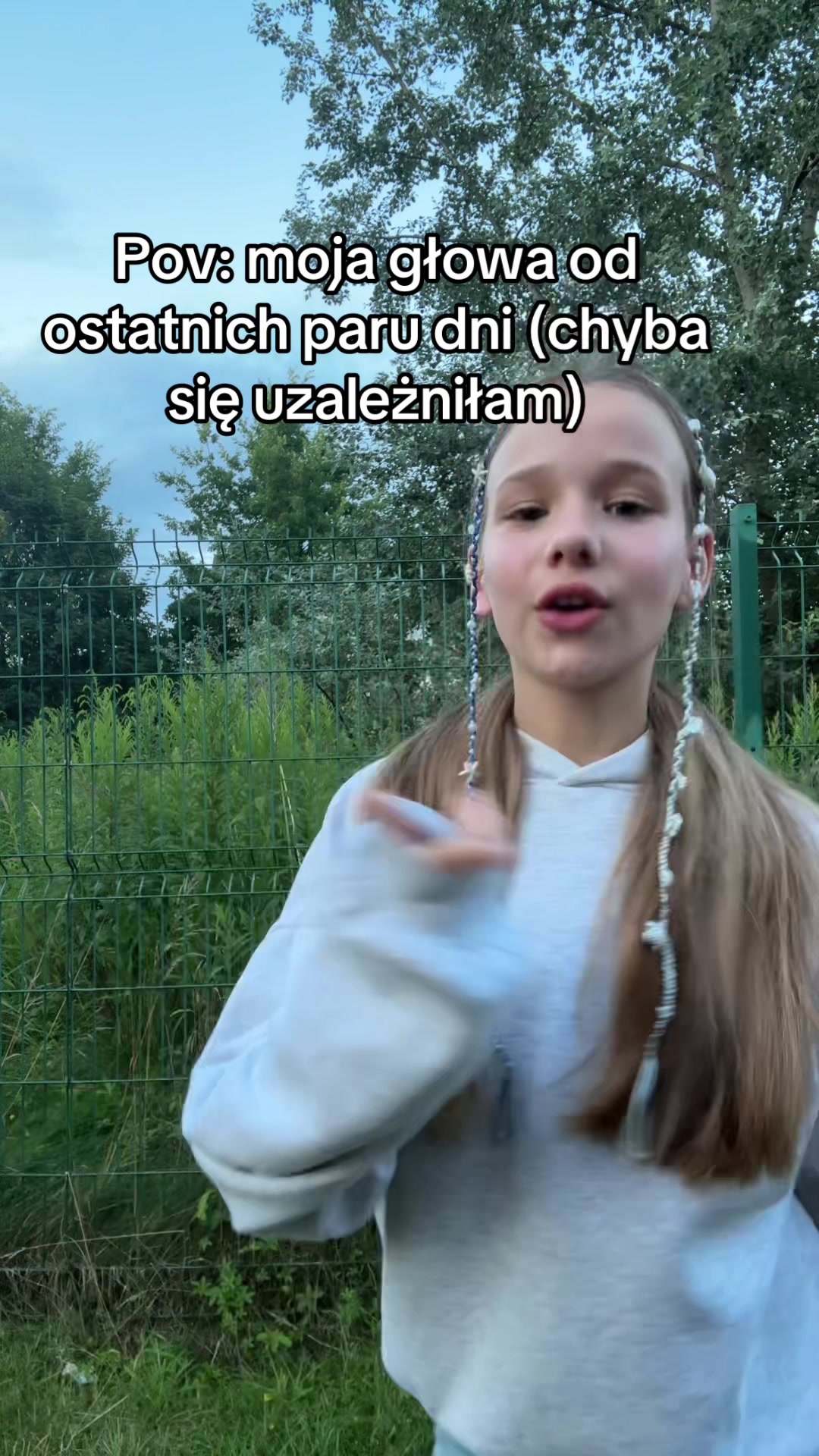 @Wiczka_206