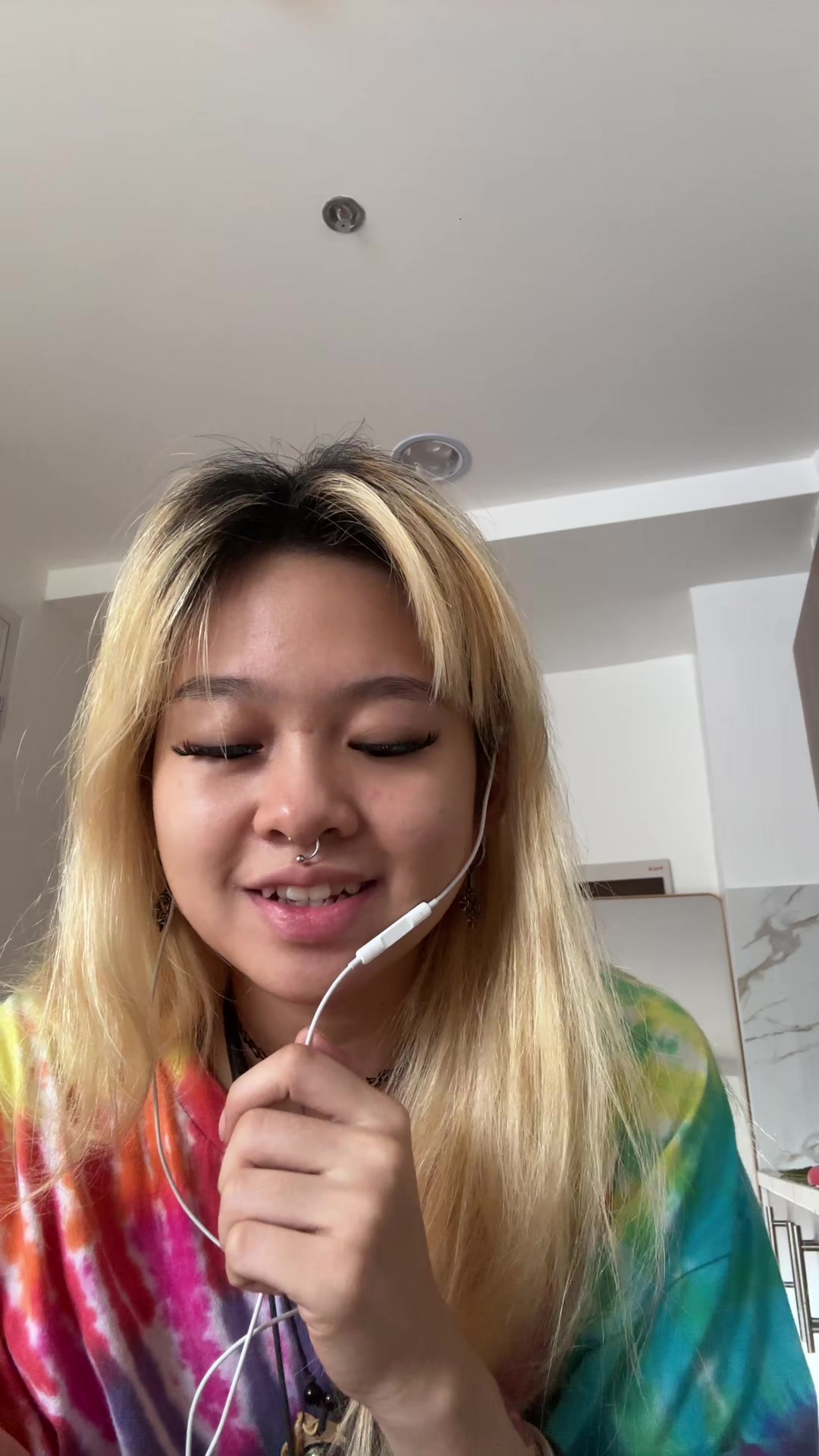 @afairyyouthrowaway