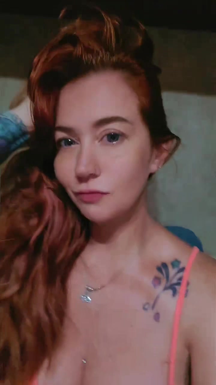 @Carm_♡
